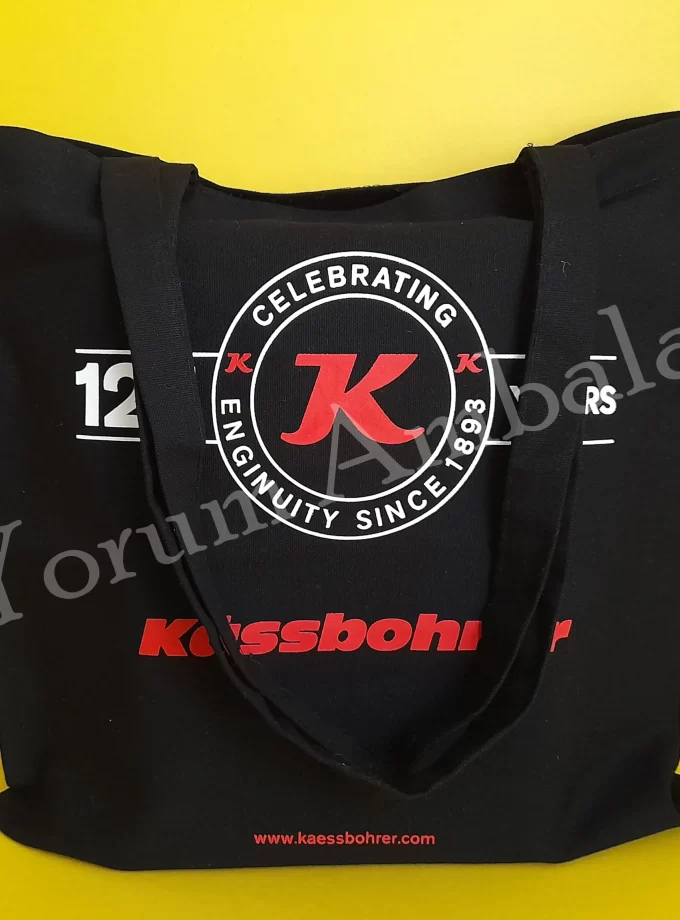 siyah-bez-canta-resmi