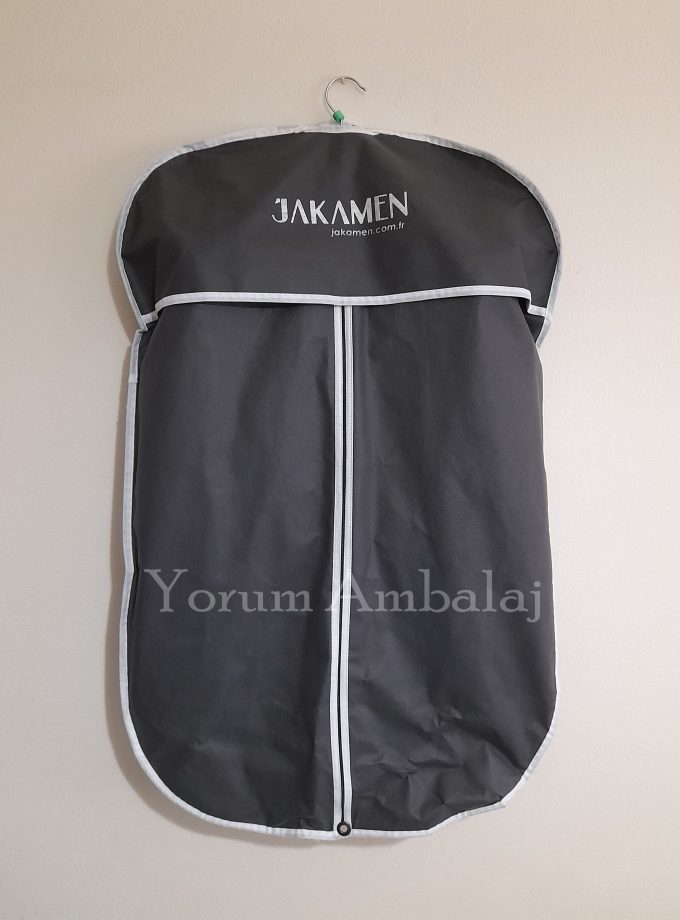 takim-elbise-kilifi-resmi